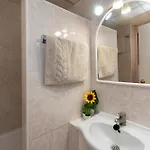 Appartement Tranquil Communal Heated Pool *