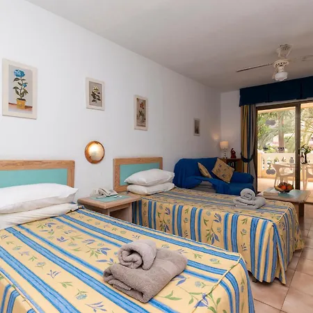 Tranquil Communal Heated Pool * Los Cristianos (Tenerife)